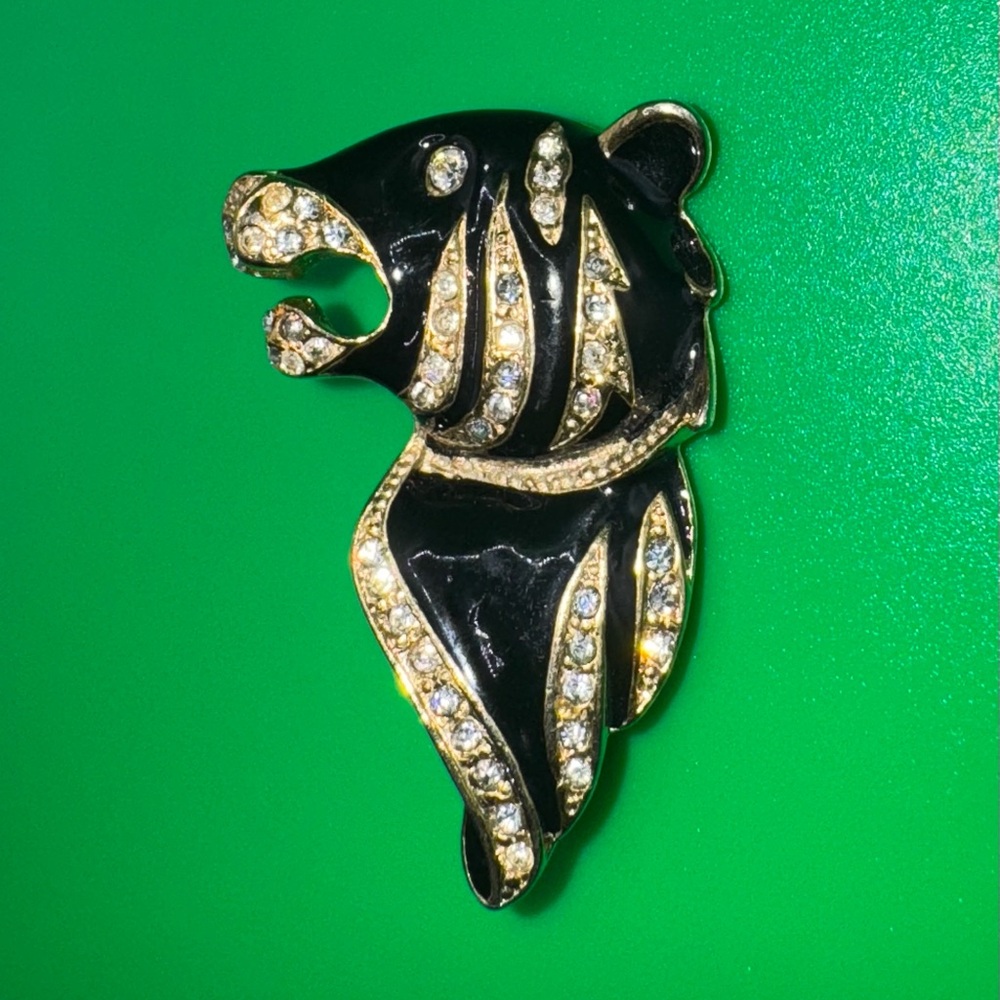Giovanni vintage Black Enamel, Rhinestone & Gold-tone tiger Brooch
